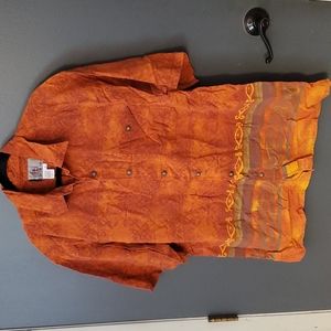 The Territory Ahead shirt size XL